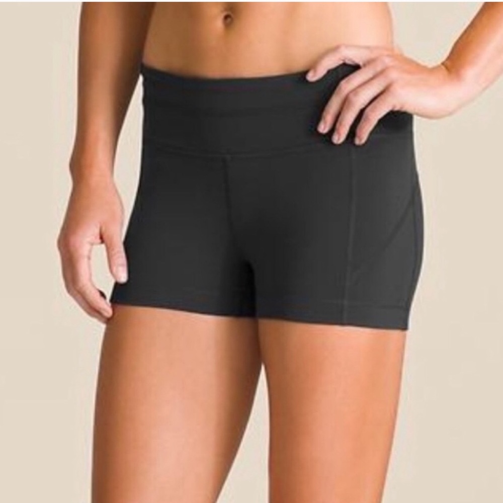 Athleta Black Fitted Shorts Size M